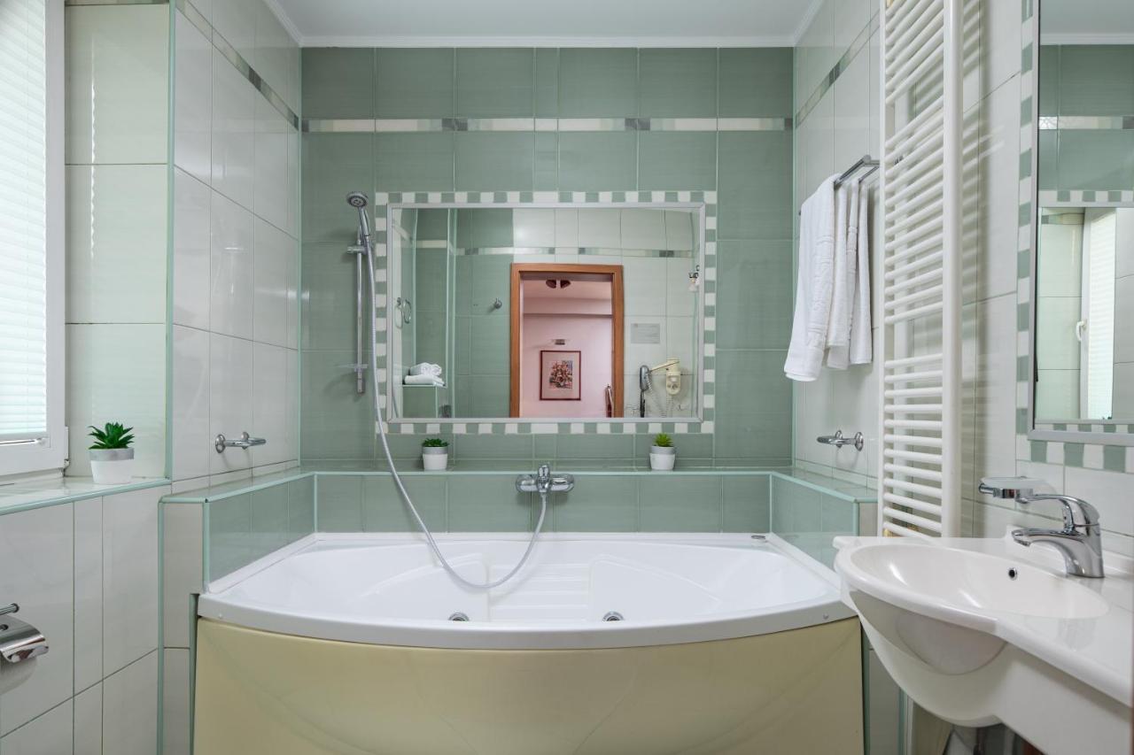 Grand Hotel Braşov Eksteriør bilde